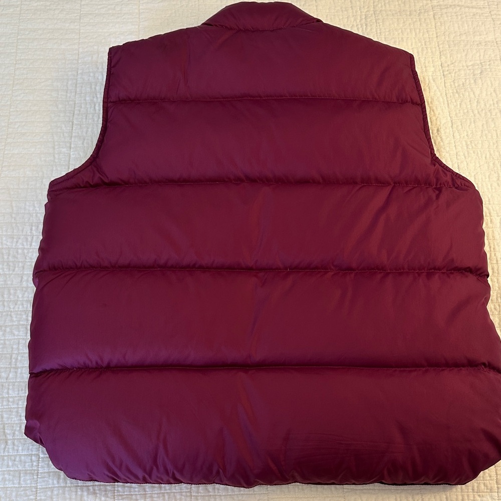 L.L. BEAN Medium Puffer Vest Vintage Like New Goose Down Burgundy Wine - Picture 3 of 6